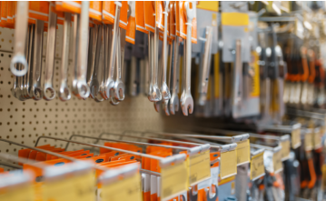 The Future of Hardware Retail: How data-driven merchandising is shaping the tool & accessories market